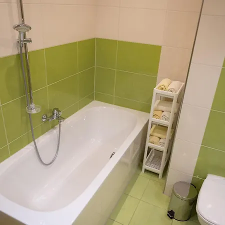 우를라우프 암 디흐틀로프 아파트 *