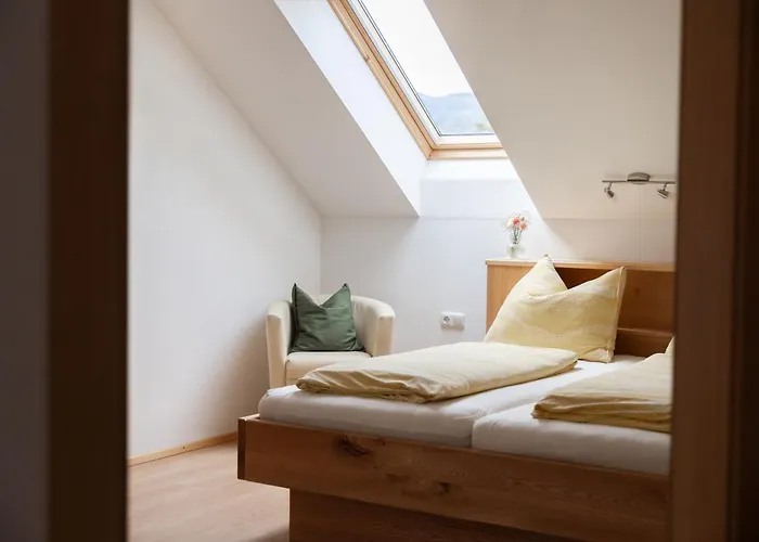 우를라우프 암 디흐틀로프 *